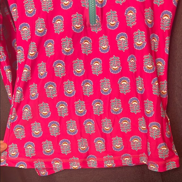 Practically new J. Crew Pink and Blue Women's Swim Top Rashguard. So pretty! - Picture 6 of 16